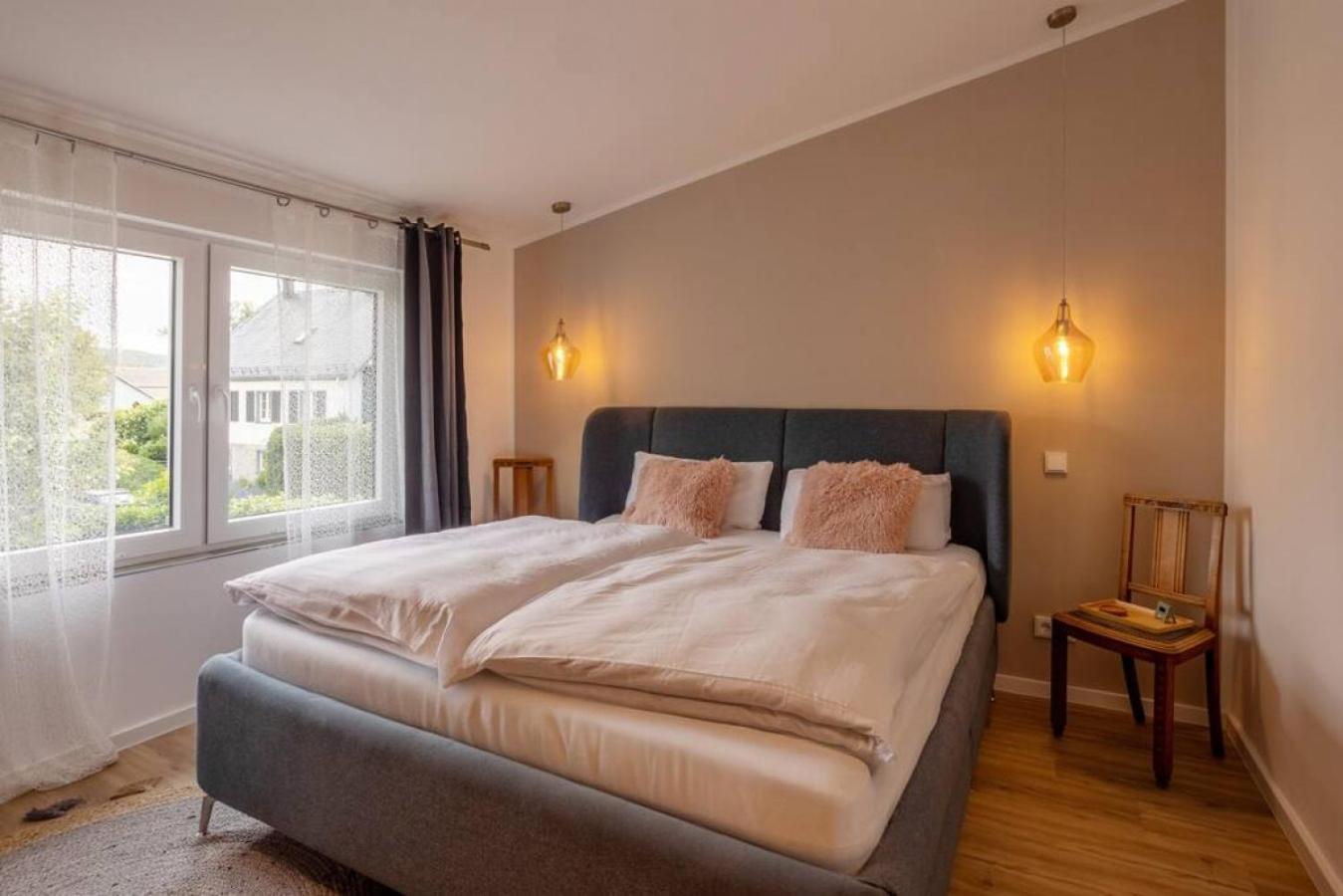 Adenauer Zwoelf - Das 5 Sterne Ferienhaus Mit Sauna Und Garten Am Eifelsteig Kerpen  Экстерьер фото